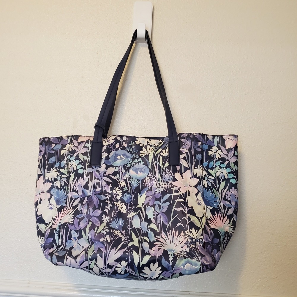 TW Navy Blue Floral Print Faux Leather Tote Bag with Interior Pouch Womens